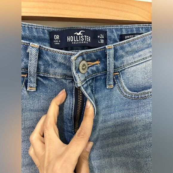 Hollister Ripped Raw Hem Low Rise Super Skinny Jeans - Picture 3 of 10